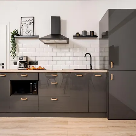 Tyst By Mrg Apartments Bucarest Esterno foto